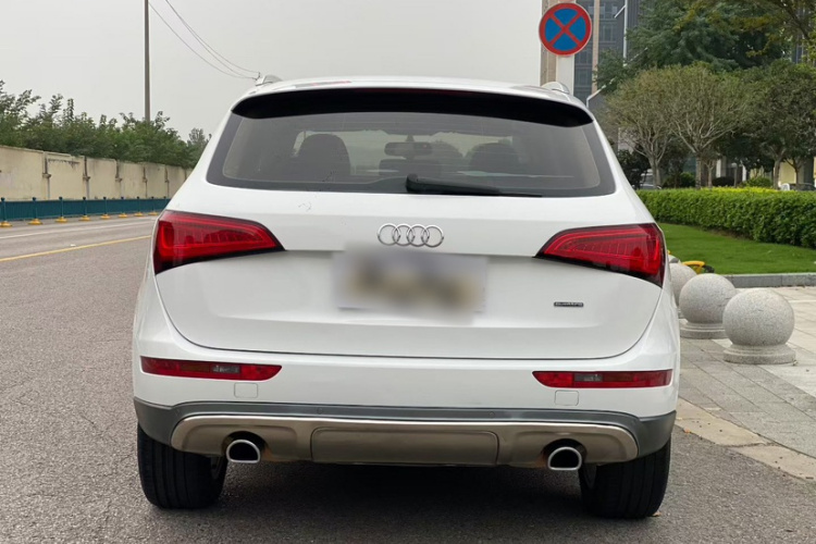 奥迪Q5 2017款 Plus 40 TFSI 技术型车身外观6006