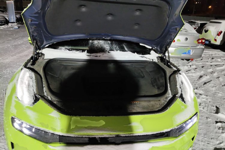 极氪001 2023款 WE版 86kWh局部细节24