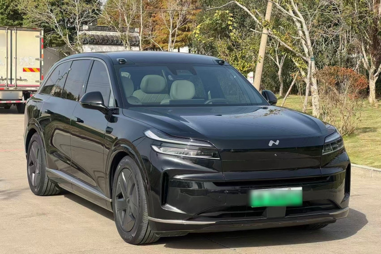 乐道L90 2025款 Max 六座版车身外观6002