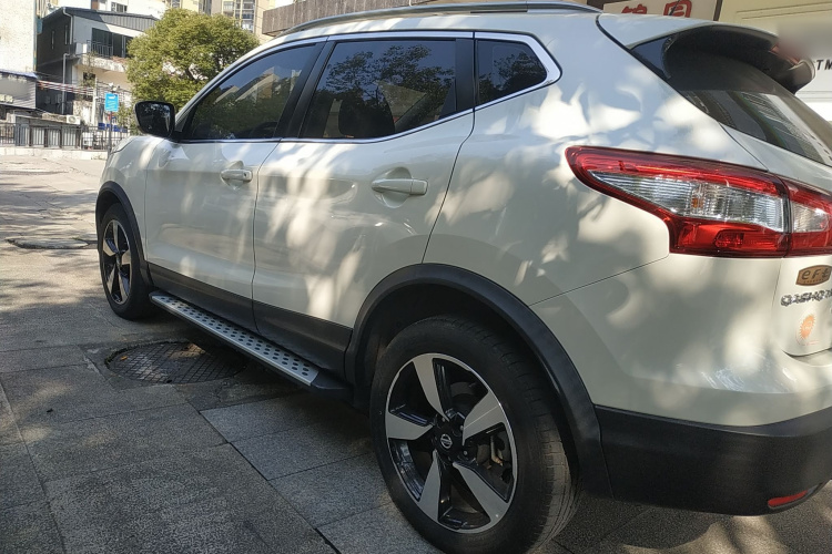 日产 逍客 2017款 2.0L CVT智享版 国VI车身外观6003