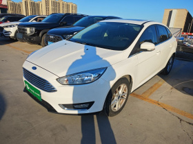 福特 福克斯 2018款 三厢经典 EcoBoost 180 自动精英型