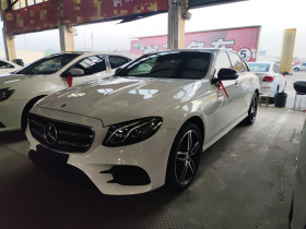 奔驰E级 2017款 E 200 运动型 4MATIC