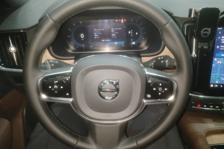 沃尔沃S90 2023款 B5 智逸豪华版中控内饰13