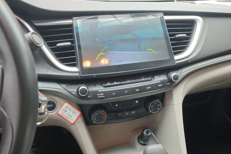 别克 英朗 2016款 15N 自动精英型局部细节16