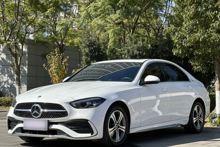 奔驰C级 2022款 改款 C 200 L 运动版车身外观1