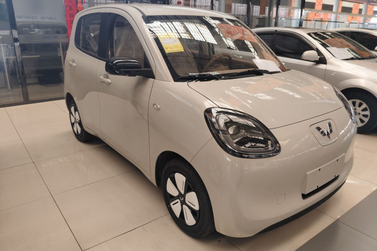 五菱汽车 宏光MINIEV 2025款 四门版 进阶款车身外观3