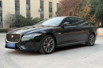 捷豹XFL 2023款 XFL 2.0T P250 两驱精英运动版