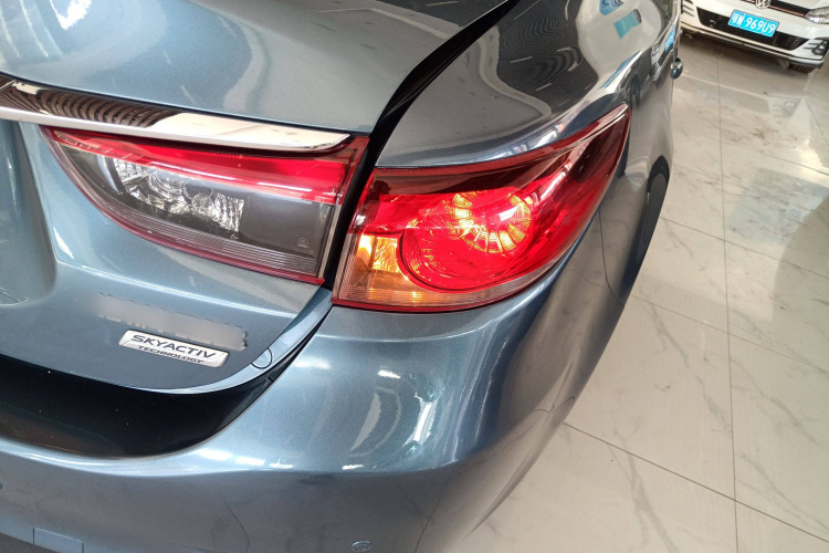 马自达 阿特兹 2014款 2.0L 蓝天豪华版车身外观9