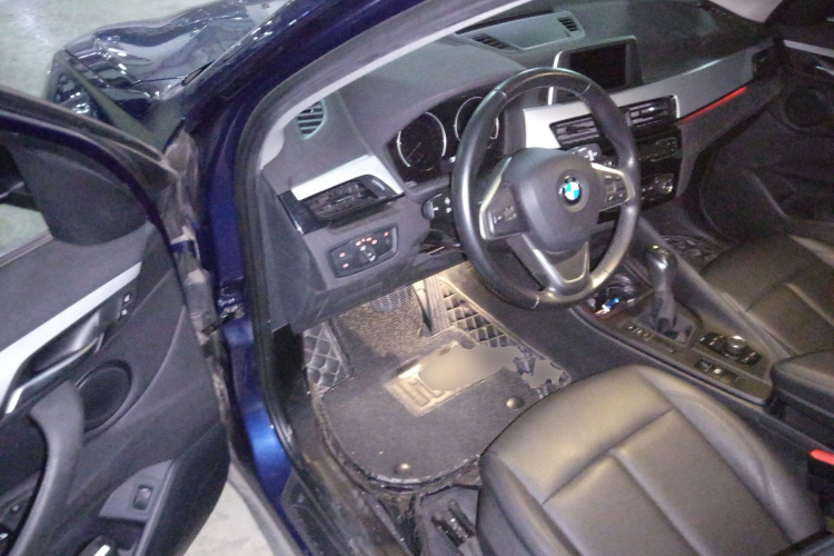 宝马X1 2019款 sDrive20Li 领先型中控内饰7003