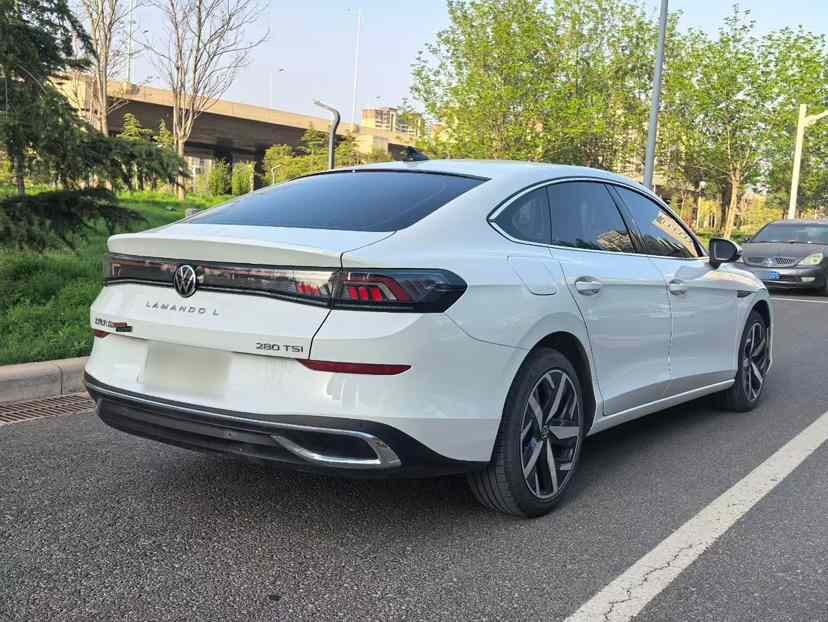 大众 2024款 凌渡L 280TSI DSG酷辣版(5)