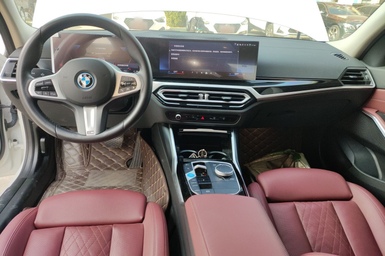 宝马i3 2022款 eDrive 35 L中控内饰12