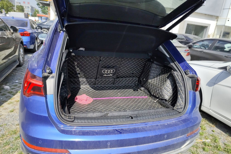 奥迪Q3 2019款 40 TFSI 时尚动感型局部细节23