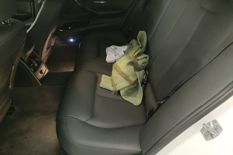 宝马3系 2015款 320Li 超悦版时尚型中控内饰21