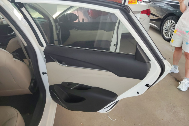 别克 英朗 2017款 15N 自动精英型中控内饰7006