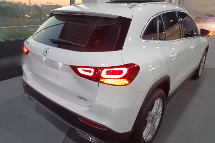 奔驰GLA 2023款 GLA 200车身外观6003
