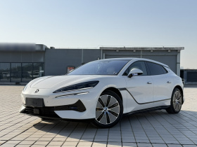 腾势Z9GT 2024款 1100四驱Max版