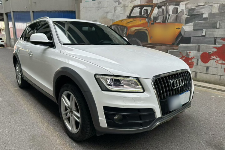 奥迪Q5 2018款 典藏版 40 TFSI 技术型车身外观6002