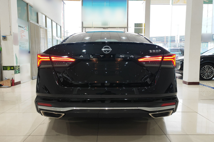 日产 天籁 2022款 2.0L XL-Upr 优享版车身外观6005