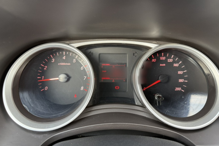 五菱汽车 五菱宏光 2021款 1.5L改款 S标准型 电动助力LAR局部细节14