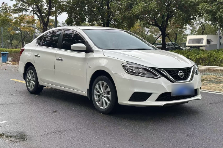 日产 轩逸 2022款 经典 1.6XE CVT舒适版车身外观3