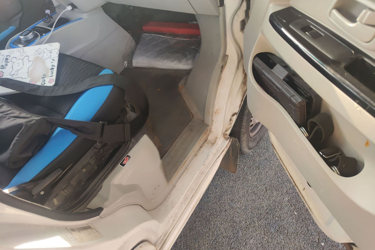 金杯 新海狮EV 2023款 舒适型局部细节9005