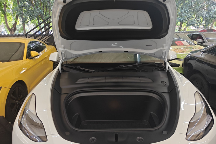 特斯拉 Model Y 2024款 后轮驱动版局部细节24