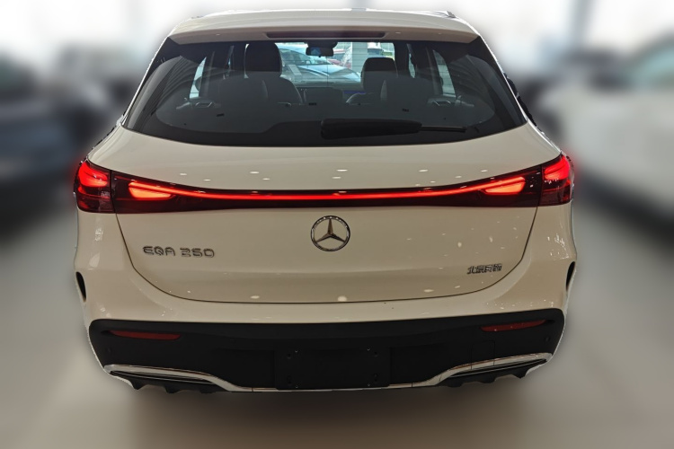 奔驰EQA 2025款 EQA 260车身外观6