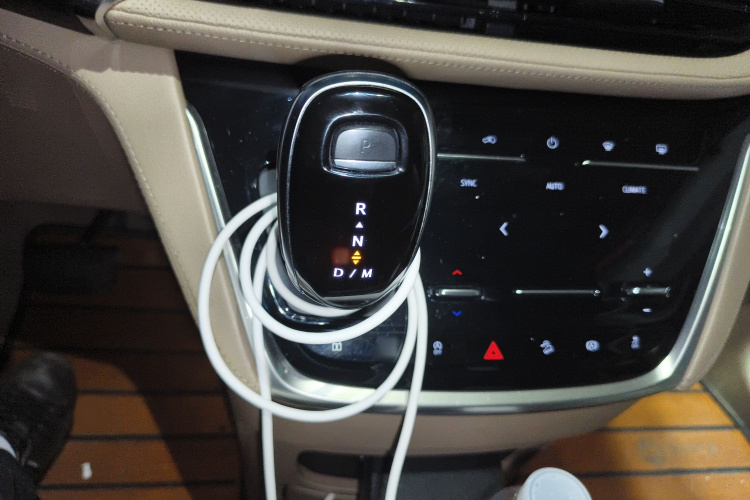 别克GL8 2020款 ES陆尊 653T 尊享型局部细节18