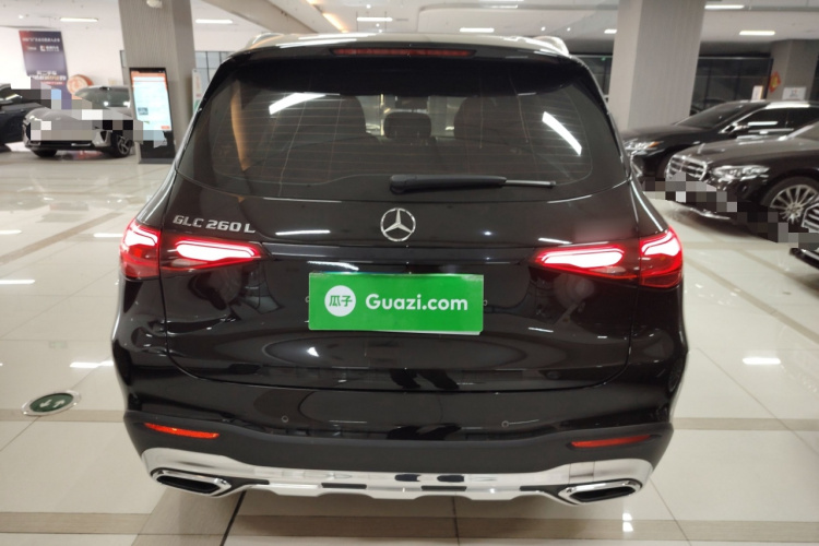 奔驰GLC 2023款 改款 GLC 260 L 4MATIC 动感型 5座车身外观6
