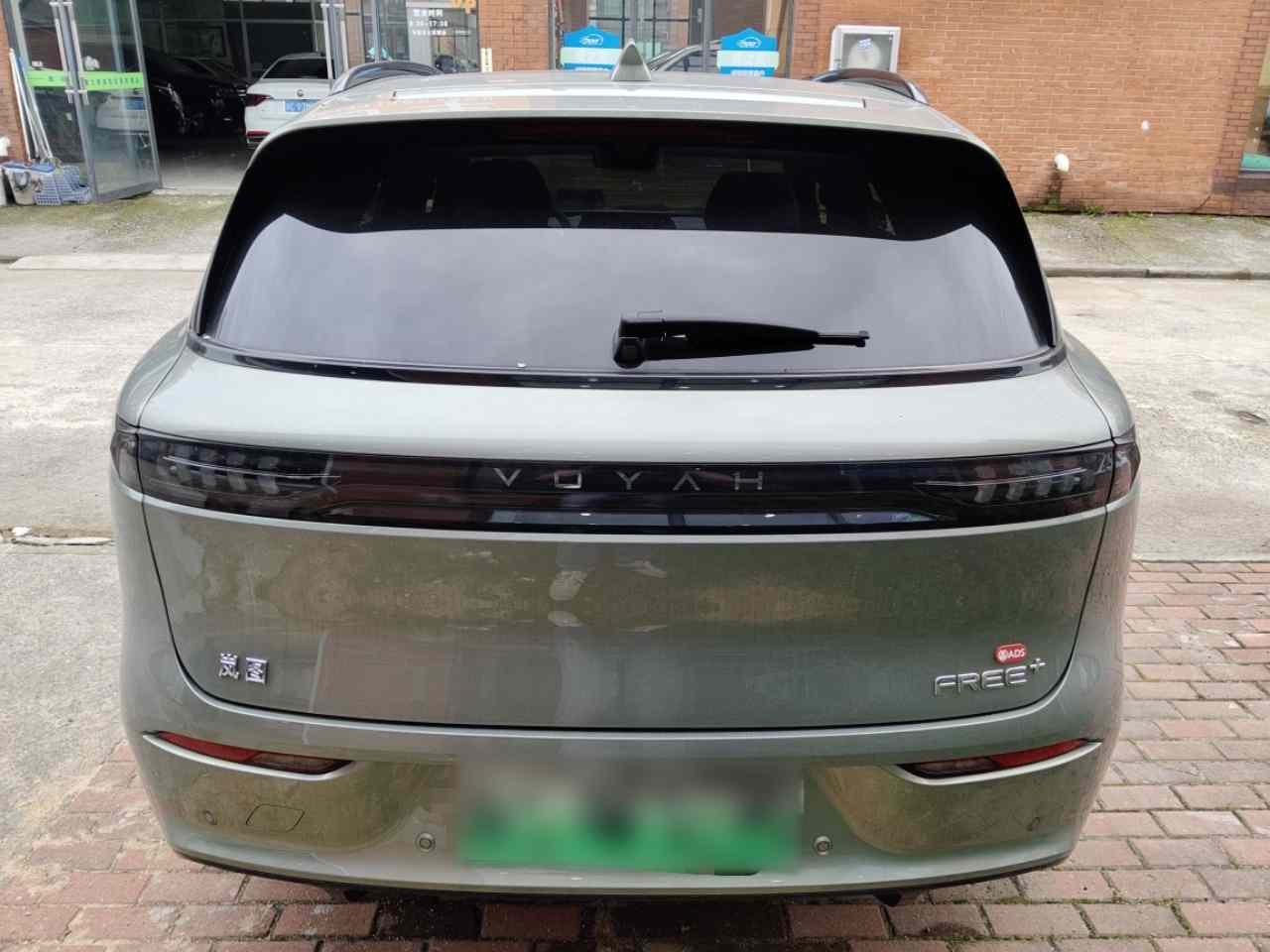 岚图汽车 岚图FREE 2025款 FREE+ 四驱乾崑版(3)