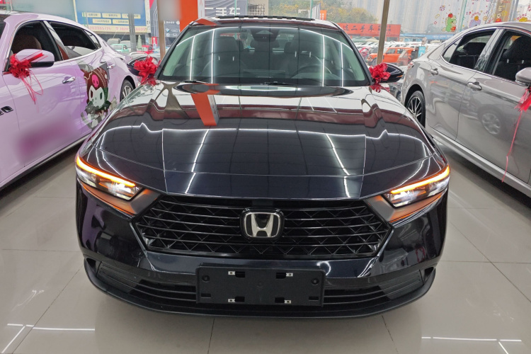 本田 雅阁 2023款 260TURBO 智享版车身外观2