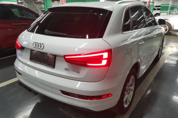 奥迪Q3 2017款 30 TFSI 时尚型车身外观7