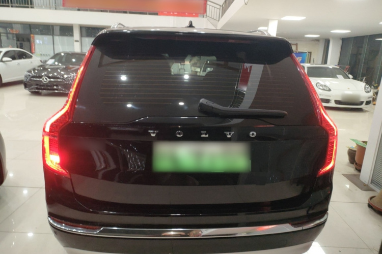 沃尔沃XC90新能源 2022款 E驱混动 T8 智尊豪华版 7座车身外观6