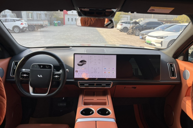 理想汽车 理想L8 2023款 Pro中控内饰7003