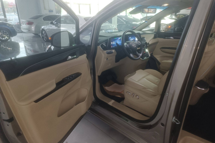 别克GL8 2023款 ES陆尊 尊享型中控内饰20