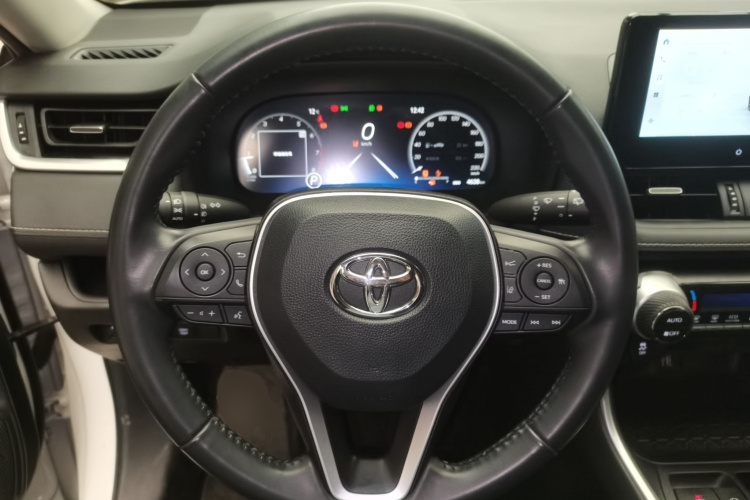 丰田 威兰达 2023款 2.0L CVT四驱豪华PLUS版局部细节13