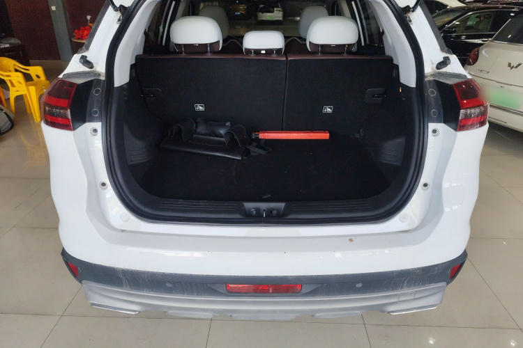 吉利汽车 博越 2022款 1.8TD DCT智雅型机舱底盘23