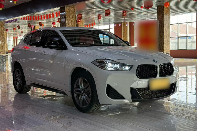 宝马X2 2023款 sDrive25i M运动曜夜版车身外观6006