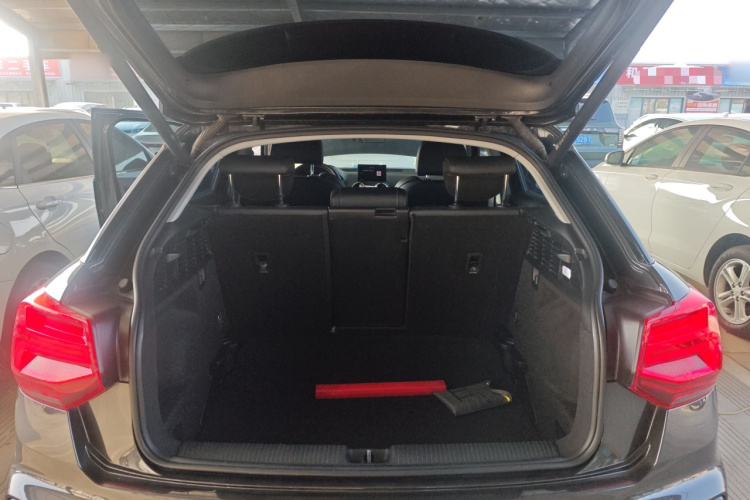 奥迪Q2L 2022款 35 TFSI 时尚动感型局部细节23