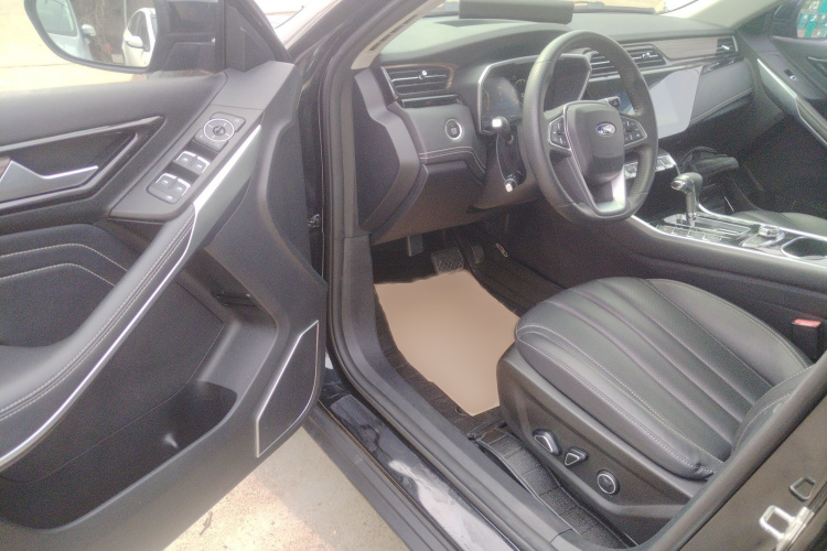 福特 2020款 领界S EcoBoost 145 CVT尊领型中控内饰7003