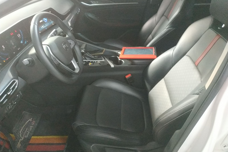 长安 逸动 2020款 PLUS 百万版 1.6L GDI CVT豪华型局部细节19