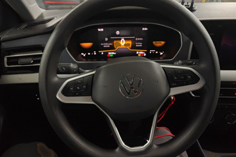 大众 朗逸 2023款 1.5L 自动得逸版中控内饰13