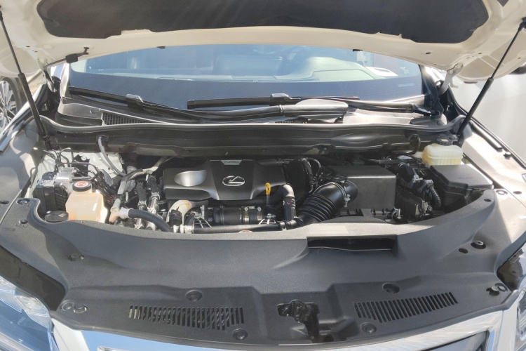 雷克萨斯RX 2016款 300 四驱典雅版 国V机舱底盘24