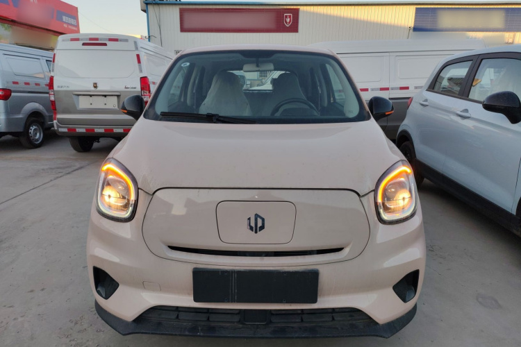 零跑汽车 零跑T03 2022款 珠光版车身外观2