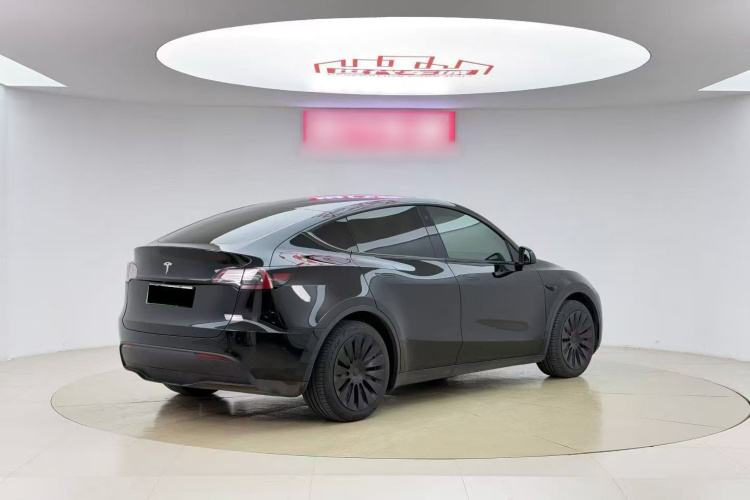 特斯拉 Model Y 2022款 改款 后轮驱动版车身外观6005