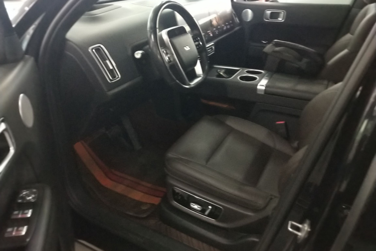 理想汽车 理想L9 2023款 Pro中控内饰19