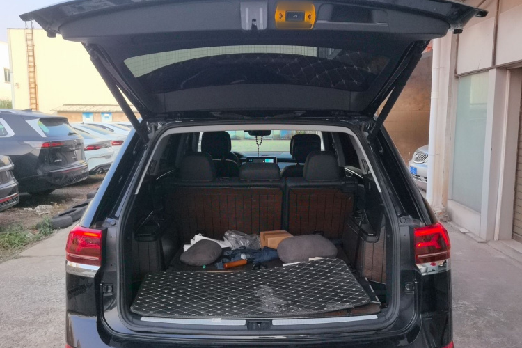 大众 途昂 2022款 530 V6 四驱尊崇旗舰版机舱底盘23