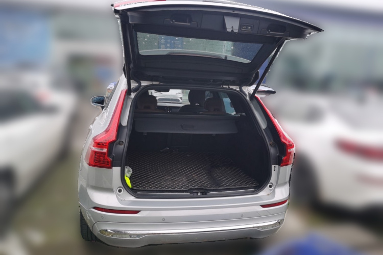 沃尔沃XC60 2022款 B5 四驱智远豪华版中控内饰23