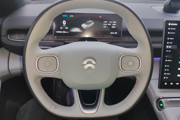 蔚来ES6 2024款 75kWh中控内饰13