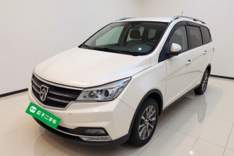 宝骏730 2021款 1.5T CVT时尚型 7座